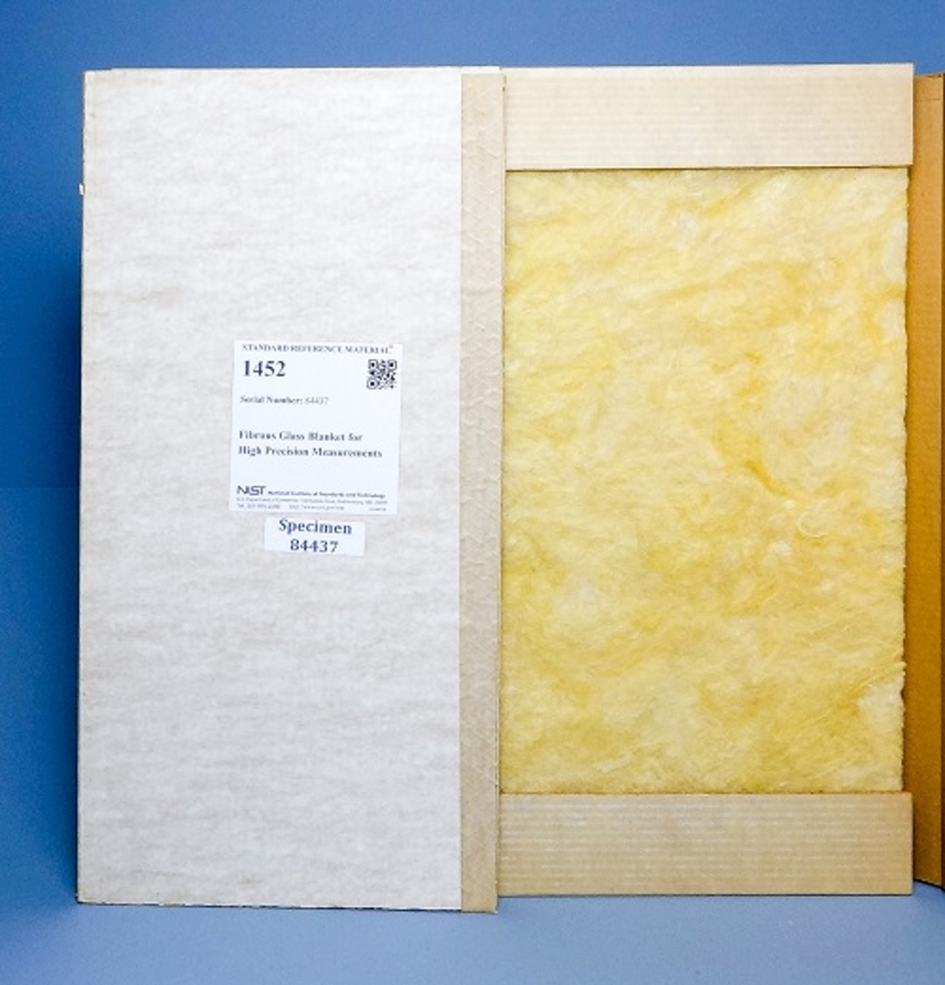 Fibrous Glass Blanket for High Precision Measurements